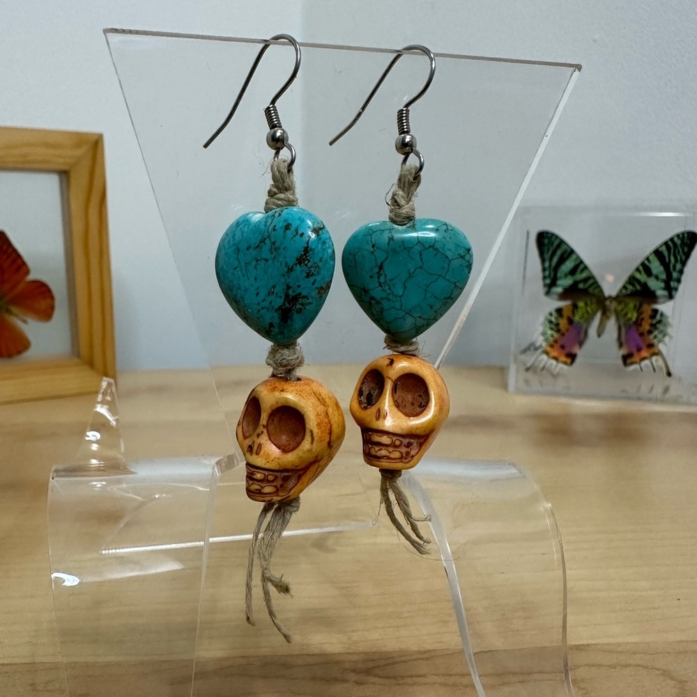 Faux Turquoise and Tan Skull Heart Hemp Earrings